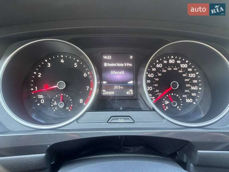 Внедорожник / Кроссовер Volkswagen Tiguan 2017 в Киеве