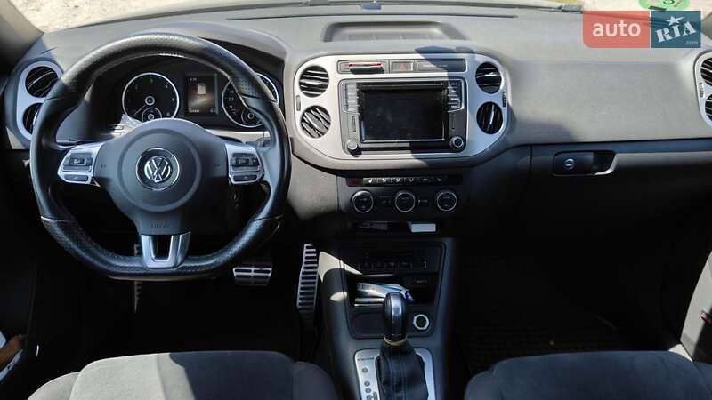 Внедорожник / Кроссовер Volkswagen Tiguan 2015 в Тернополе