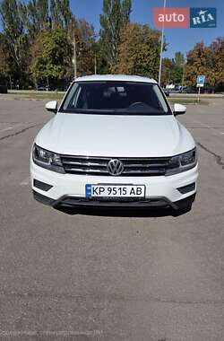 Внедорожник / Кроссовер Volkswagen Tiguan 2021 в Запорожье