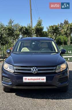 Позашляховик / Кросовер Volkswagen Tiguan 2015 в Білогородці