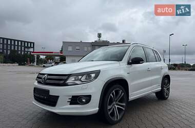 Внедорожник / Кроссовер Volkswagen Tiguan 2014 в Харькове
