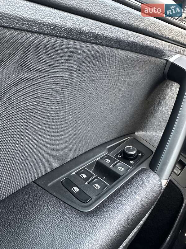 Внедорожник / Кроссовер Volkswagen Tiguan 2017 в Калуше фото 18 Внедорожник / Кроссовер Volkswagen Tiguan 2017 в Калуше