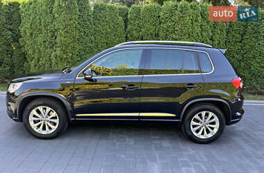 Позашляховик / Кросовер Volkswagen Tiguan 2010 в Луцьку
