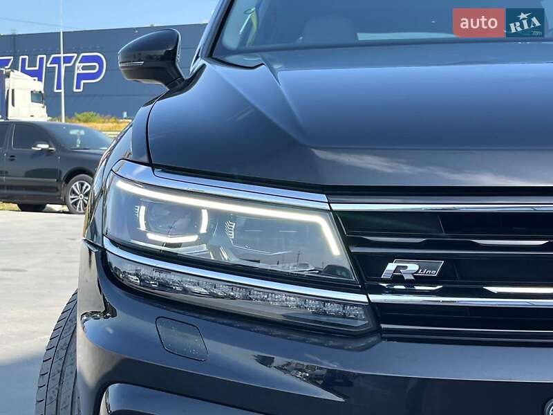 Позашляховик / Кросовер Volkswagen Tiguan 2018 в Львові
