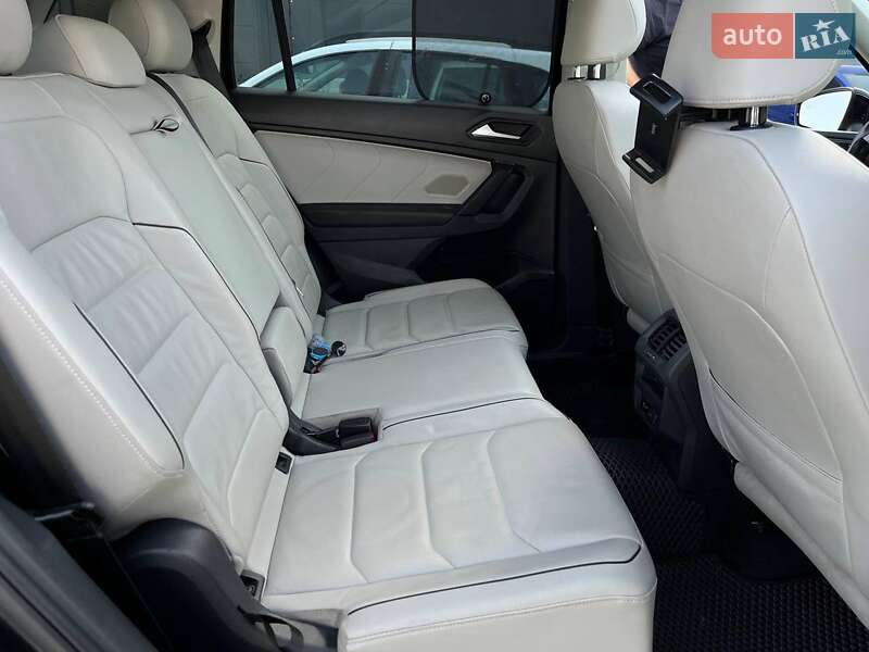 Позашляховик / Кросовер Volkswagen Tiguan 2018 в Львові