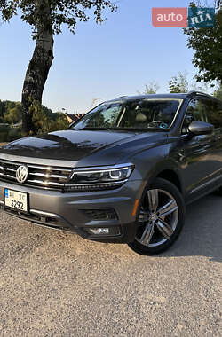 Позашляховик / Кросовер Volkswagen Tiguan 2017 в Броварах