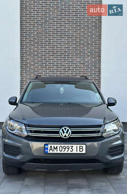 Внедорожник / Кроссовер Volkswagen Tiguan 2018 в Львове