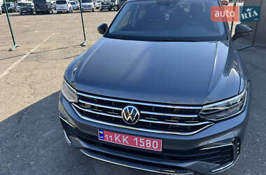Внедорожник / Кроссовер Volkswagen Tiguan 2020 в Киеве