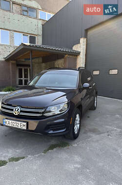 Внедорожник / Кроссовер Volkswagen Tiguan 2016 в Кривом Роге