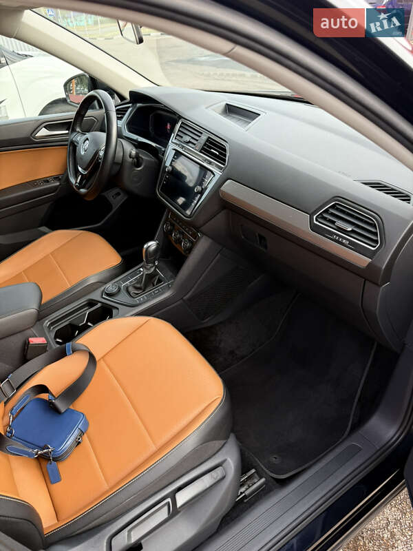 Позашляховик / Кросовер Volkswagen Tiguan 2019 в Києві фото 17 Позашляховик / Кросовер Volkswagen Tiguan 2019 в Києві