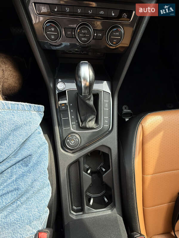 Позашляховик / Кросовер Volkswagen Tiguan 2019 в Києві фото 21 Позашляховик / Кросовер Volkswagen Tiguan 2019 в Києві