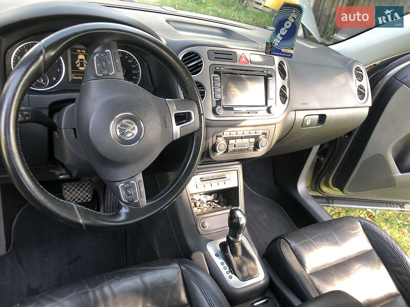 Позашляховик / Кросовер Volkswagen Tiguan 2010 в Коростені