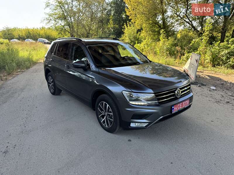 Внедорожник / Кроссовер Volkswagen Tiguan 2018 в Днепре