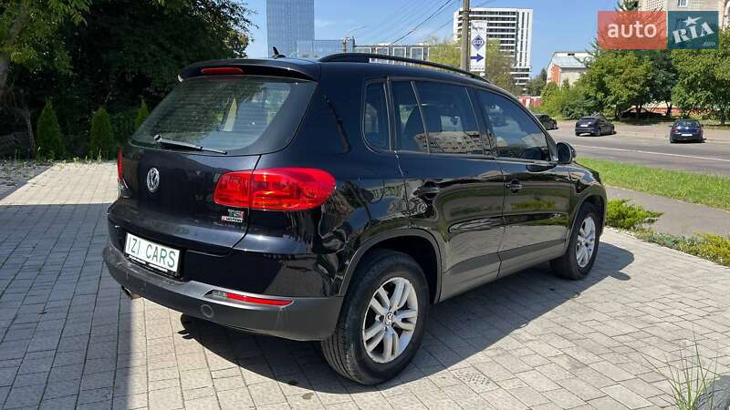 Внедорожник / Кроссовер Volkswagen Tiguan 2015 в Львове