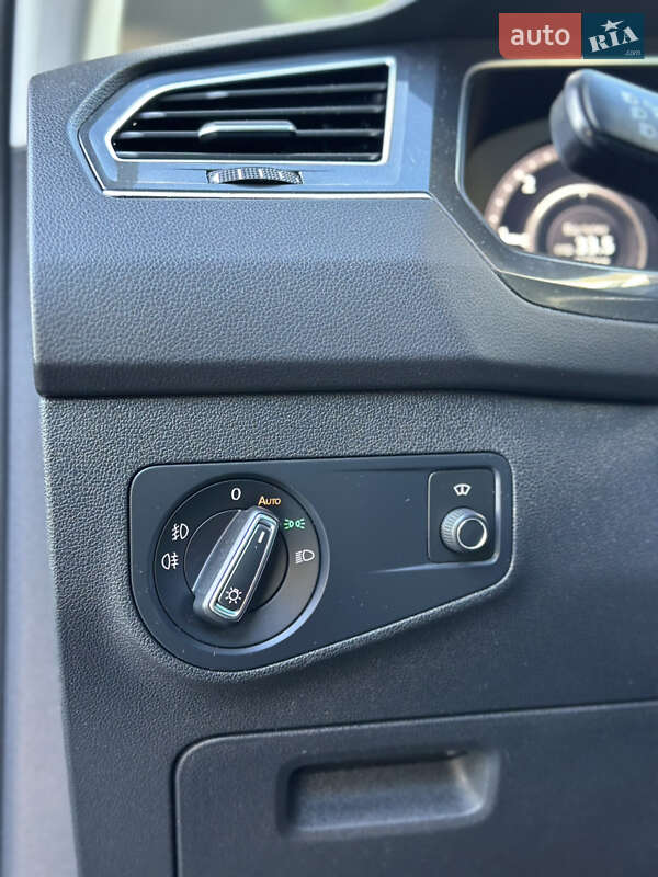 Внедорожник / Кроссовер Volkswagen Tiguan 2018 в Киеве