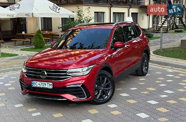Внедорожник / Кроссовер Volkswagen Tiguan 2021 в Трускавце