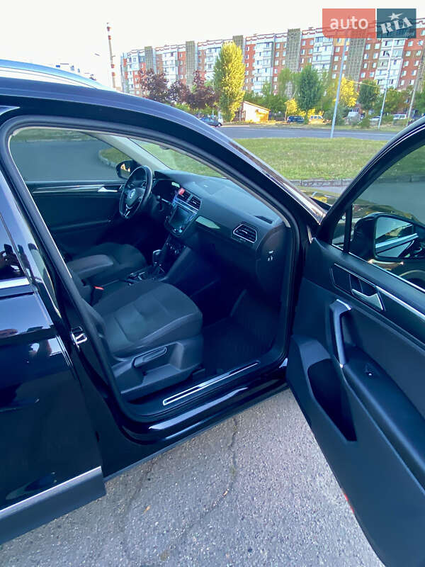 Позашляховик / Кросовер Volkswagen Tiguan 2016 в Черкасах