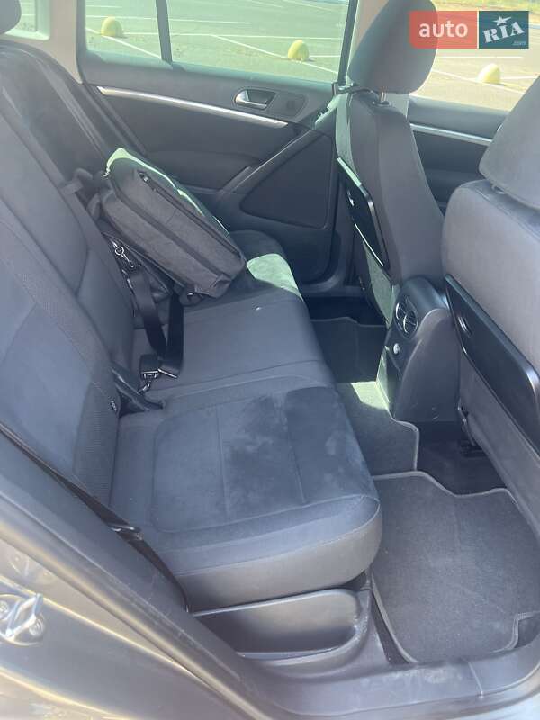 Внедорожник / Кроссовер Volkswagen Tiguan 2012 в Киеве