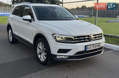 Внедорожник / Кроссовер Volkswagen Tiguan 2017 в Киеве