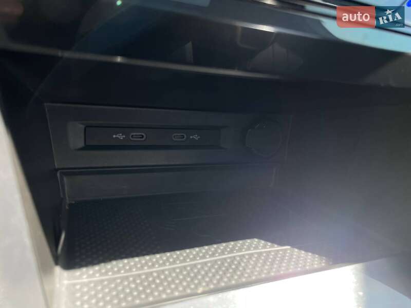 Внедорожник / Кроссовер Volkswagen Tiguan 2022 в Днепре