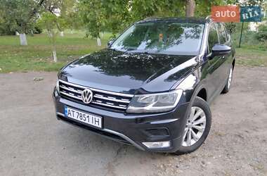 Внедорожник / Кроссовер Volkswagen Tiguan 2019 в Ивано-Франковске