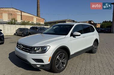 Позашляховик / Кросовер Volkswagen Tiguan 2018 в Луцьку