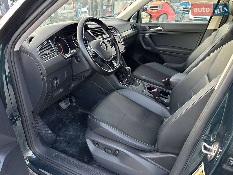 Внедорожник / Кроссовер Volkswagen Tiguan 2019 в Львове