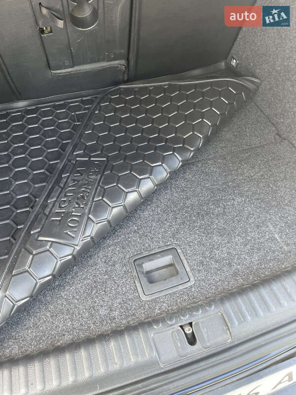 Внедорожник / Кроссовер Volkswagen Tiguan 2013 в Кривом Роге