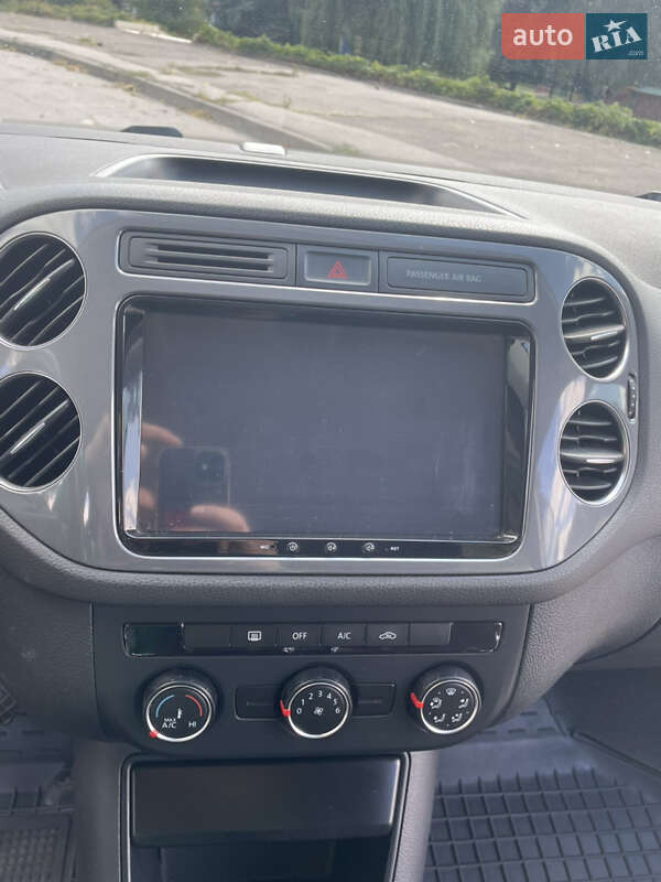 Внедорожник / Кроссовер Volkswagen Tiguan 2013 в Кривом Роге