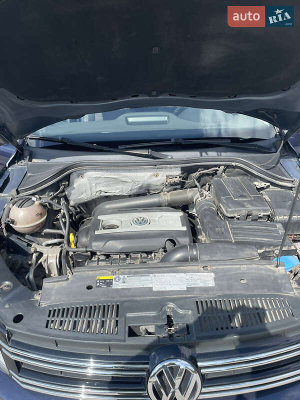 Внедорожник / Кроссовер Volkswagen Tiguan 2013 в Кривом Роге