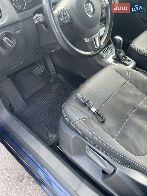 Внедорожник / Кроссовер Volkswagen Tiguan 2013 в Кривом Роге