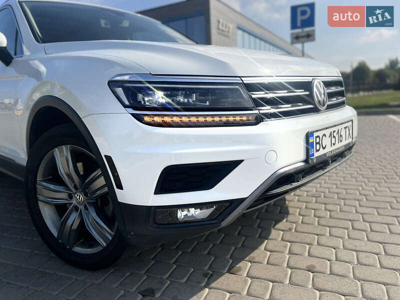 Внедорожник / Кроссовер Volkswagen Tiguan 2018 в Львове
