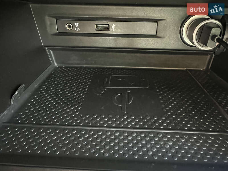 Внедорожник / Кроссовер Volkswagen Tiguan 2016 в Львове фото 21 Внедорожник / Кроссовер Volkswagen Tiguan 2016 в Львове