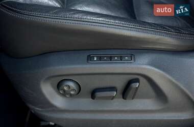 Внедорожник / Кроссовер Volkswagen Tiguan 2016 в 