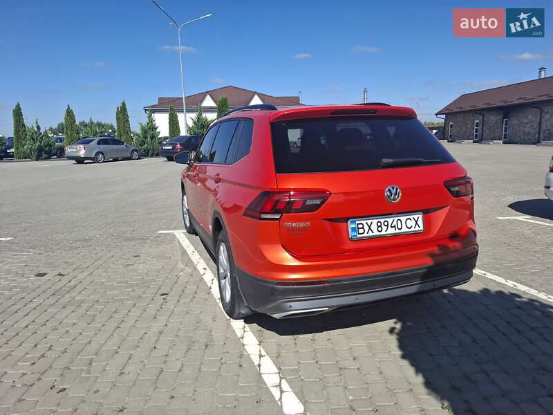 Внедорожник / Кроссовер Volkswagen Tiguan 2018 в Шепетовке