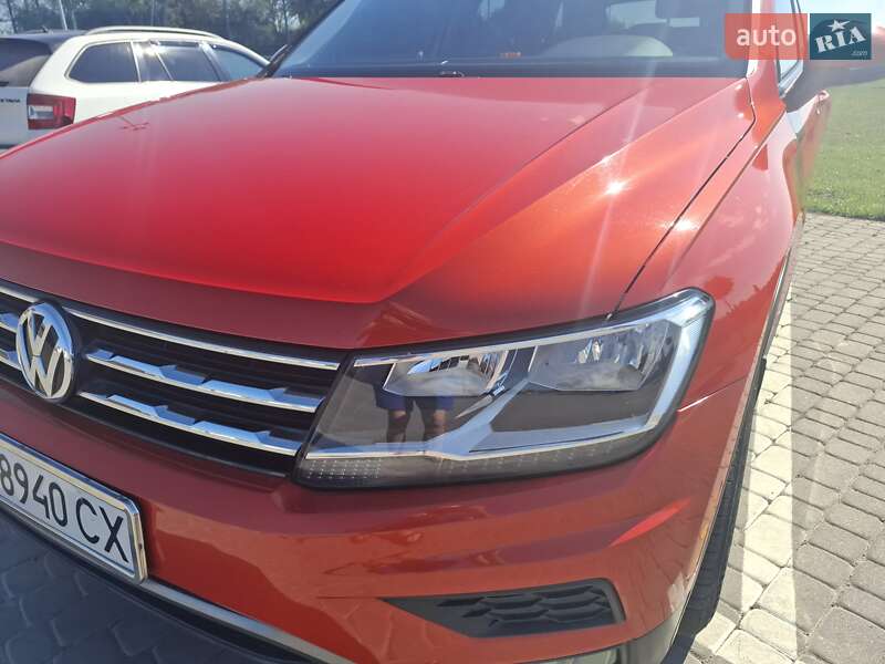 Внедорожник / Кроссовер Volkswagen Tiguan 2018 в Шепетовке