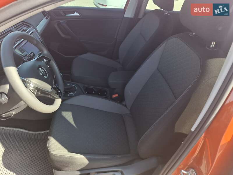 Внедорожник / Кроссовер Volkswagen Tiguan 2018 в Шепетовке