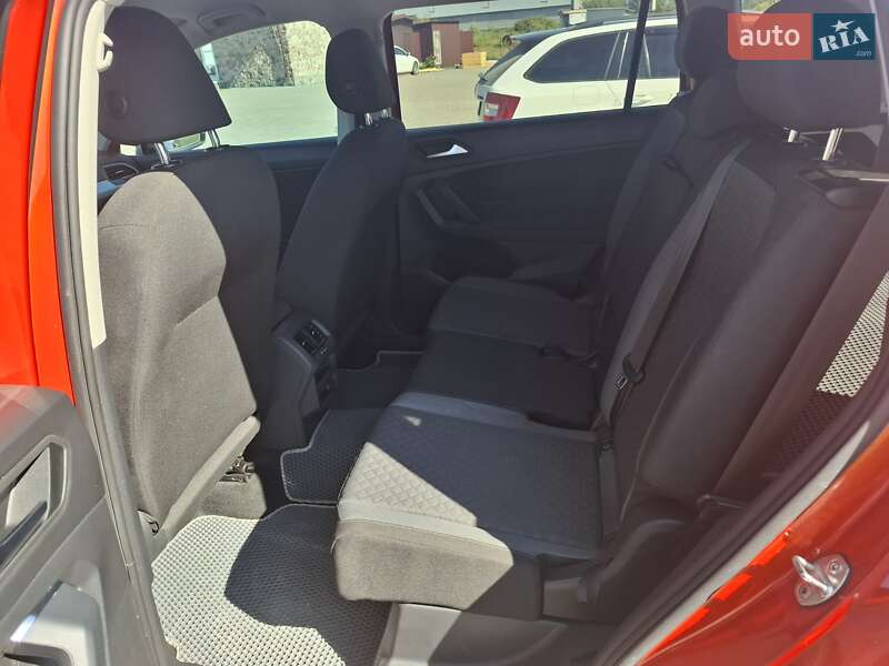 Внедорожник / Кроссовер Volkswagen Tiguan 2018 в Шепетовке