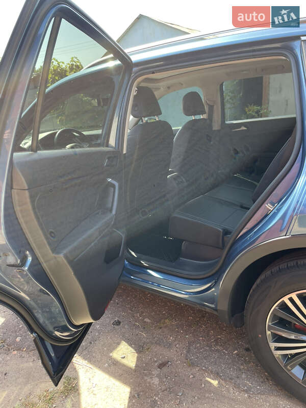 Внедорожник / Кроссовер Volkswagen Tiguan 2019 в Броварах