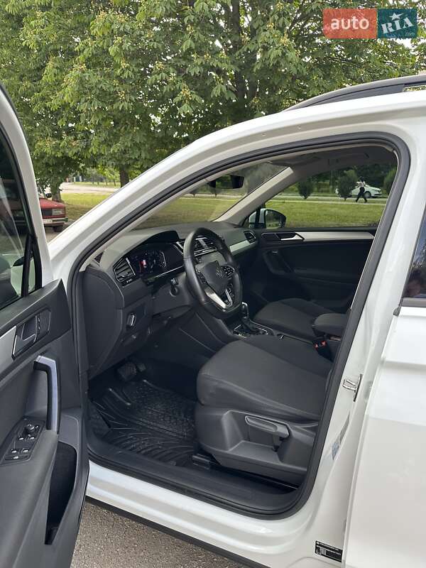 Внедорожник / Кроссовер Volkswagen Tiguan 2017 в Лозовой фото 11 Внедорожник / Кроссовер Volkswagen Tiguan 2017 в Лозовой