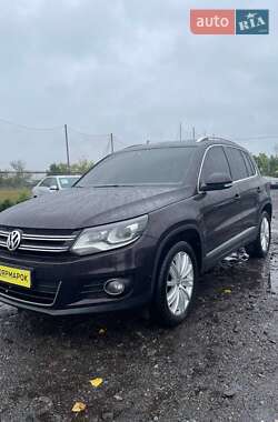 Внедорожник / Кроссовер Volkswagen Tiguan 2013 в Ужгороде