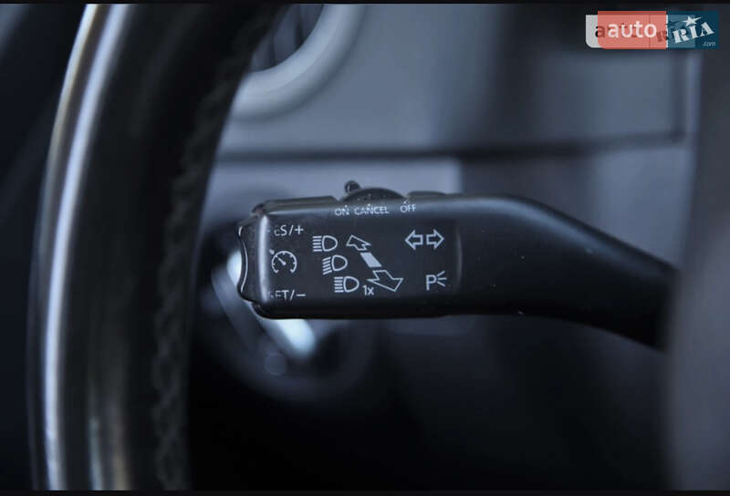 Внедорожник / Кроссовер Volkswagen Tiguan 2013 в Харькове