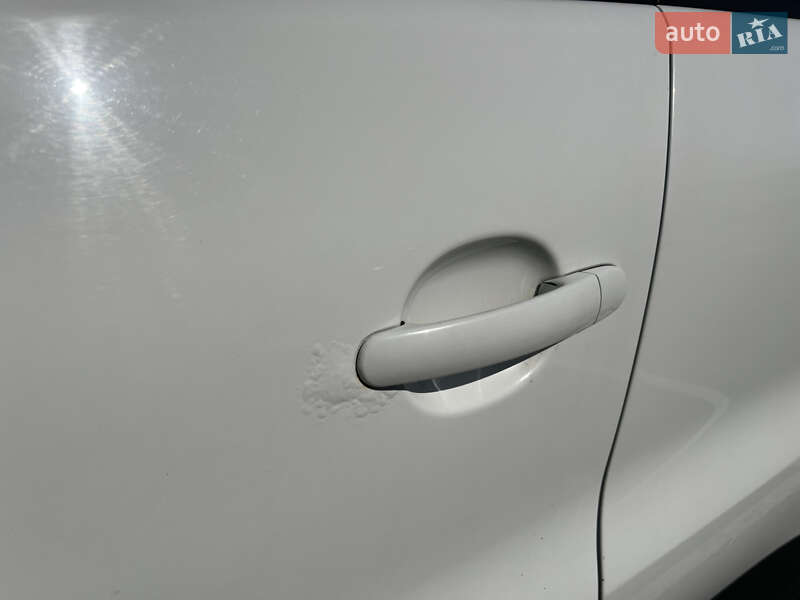 Внедорожник / Кроссовер Volkswagen Tiguan 2013 в Харькове