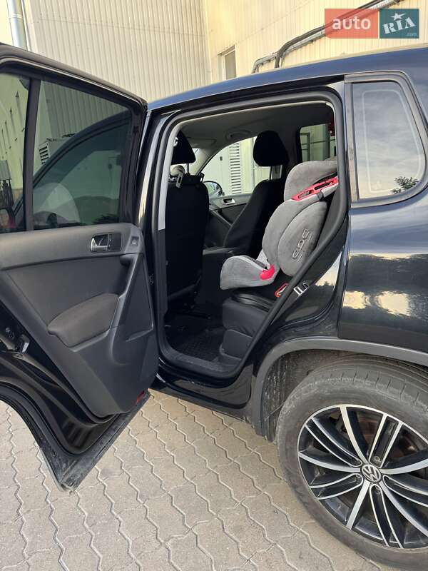 Позашляховик / Кросовер Volkswagen Tiguan 2014 в Львові