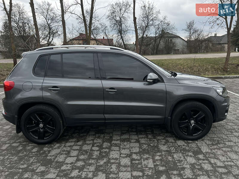 Внедорожник / Кроссовер Volkswagen Tiguan 2013 в Львове