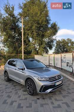 Внедорожник / Кроссовер Volkswagen Tiguan 2021 в Днепре