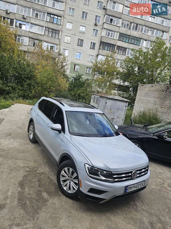Внедорожник / Кроссовер Volkswagen Tiguan 2018 в Сумах