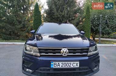 Внедорожник / Кроссовер Volkswagen Tiguan 2017 в Знаменке
