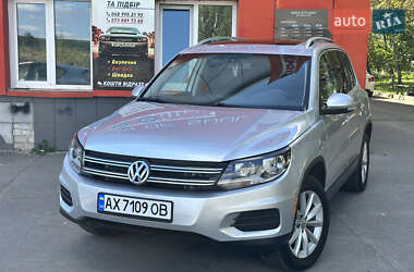 Внедорожник / Кроссовер Volkswagen Tiguan 2016 в Харькове