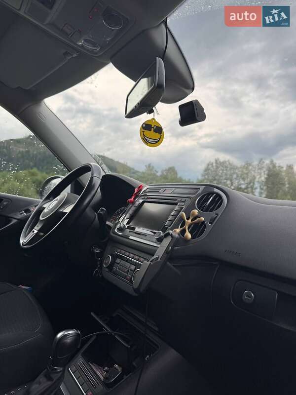 Внедорожник / Кроссовер Volkswagen Tiguan 2014 в Черновцах